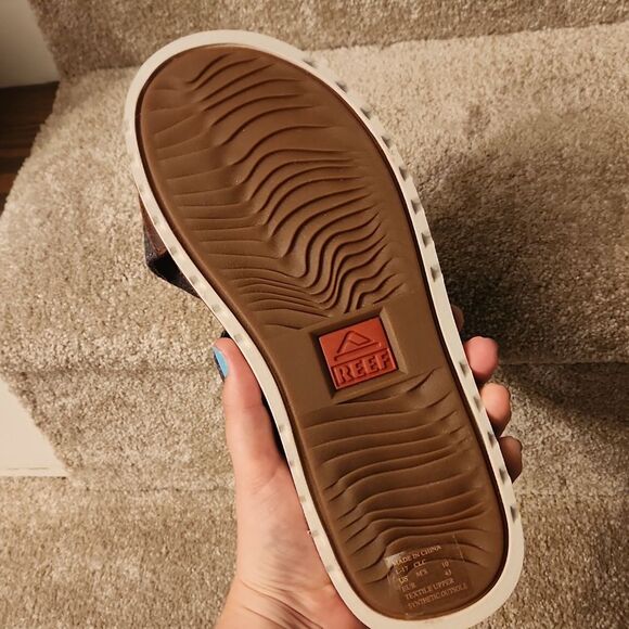 Reef Men\'s Voyage Crossover Brown & Gray Sandals Size 10 NWT